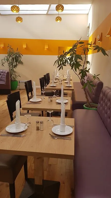 Metropol Inn Hounslow Bed & Breakfast